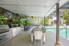 Noosa Tropicana
