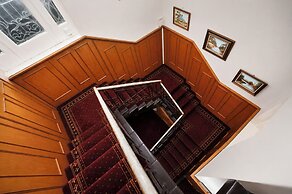 Georgian Court Inn