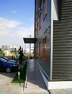 Plus Hotel