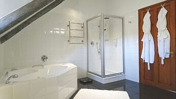 Rothman Manor Guest House