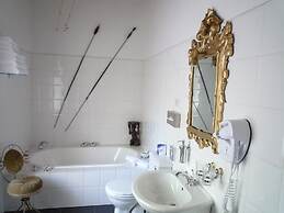 Rothman Manor Guest House