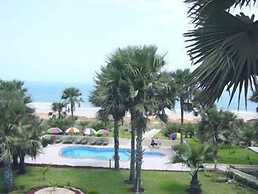 Golden Beach Hotel