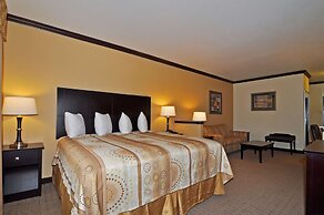 Best Western Plus Royal Mountain Inn & Suites
