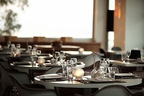 Sikyon Coast Hotel & Resort