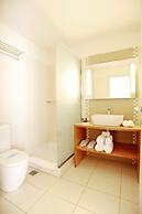 Sikyon Coast Hotel & Resort