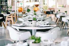 Sikyon Coast Hotel & Resort