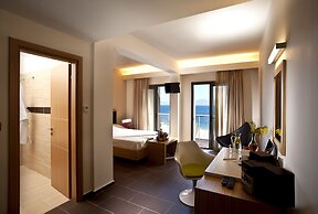 Sikyon Coast Hotel & Resort