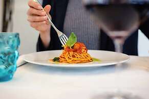 Sheraton Milan Malpensa Airport Hotel & Conference Center