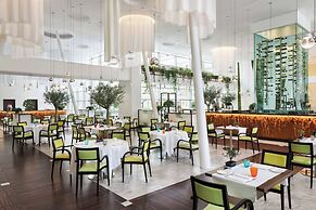 Sheraton Milan Malpensa Airport Hotel & Conference Center