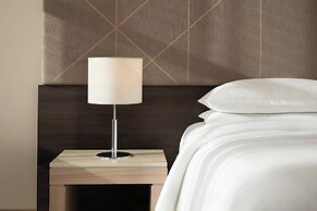 Sheraton Milan Malpensa Airport Hotel & Conference Center