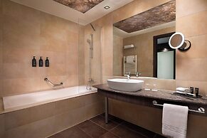 Sheraton Milan Malpensa Airport Hotel & Conference Center