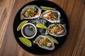 Hotel Indigo La Paz Puerta Cortes by IHG