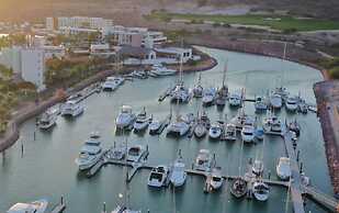 Hotel Indigo La Paz Puerta Cortes by IHG