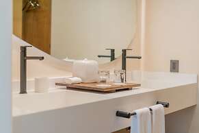 Hotel Indigo La Paz Puerta Cortes by IHG