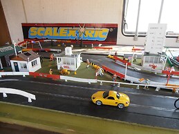 Oasis Country Park - Campground