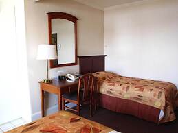 Brigantine Inn & Suites