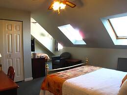 Brigantine Inn & Suites
