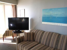 Brigantine Inn & Suites