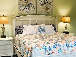 Falmouth Heights Motor Lodge