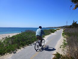 Falmouth Heights Motor Lodge