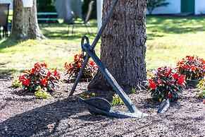 Falmouth Heights Motor Lodge