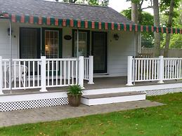 Falmouth Heights Motor Lodge