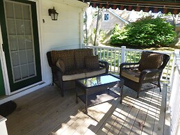 Falmouth Heights Motor Lodge