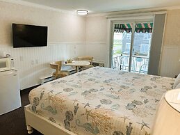 Falmouth Heights Motor Lodge