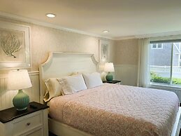 Falmouth Heights Motor Lodge