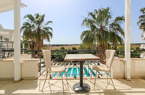 Seahorse Deluxe Hotel