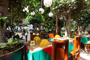 Tropica Bungalow Resort