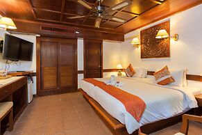 Tropica Bungalow Resort