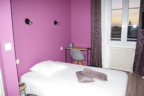 Queen Serenity Hotel