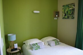 Queen Serenity Hotel