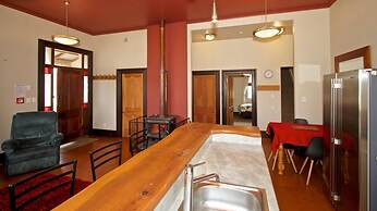 Station Lodge - Hostel
