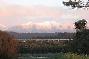 252 Beachside Motels & Holiday Park