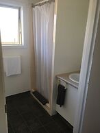 252 Beachside Motels & Holiday Park