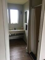 252 Beachside Motels & Holiday Park