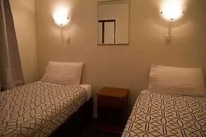 252 Beachside Motels & Holiday Park