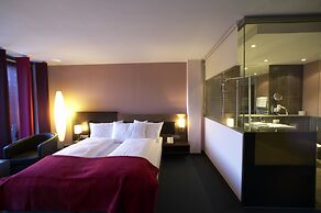 Josl Mountain Lounging Hotel