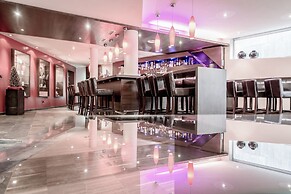 Josl Mountain Lounging Hotel