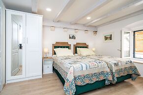 Pavisa Old town rooms