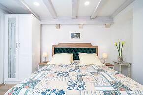 Pavisa Old town rooms