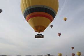 Mia Cappadocia Cave Hotel