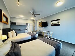 The Rocks Motel