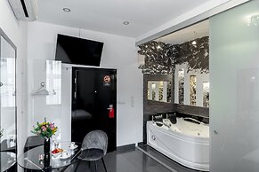 Komorowski Luxury Guest Rooms