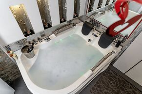 Komorowski Luxury Guest Rooms