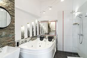 Komorowski Luxury Guest Rooms