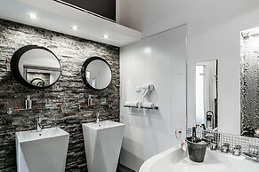 Komorowski Luxury Guest Rooms