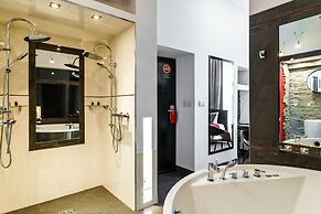 Komorowski Luxury Guest Rooms